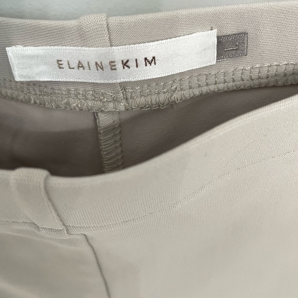 ELAINE KIM Leather Trim Tech Stretch Cropped Flare Leggings Mita Core Beige. 14 - Picture 4 of 5